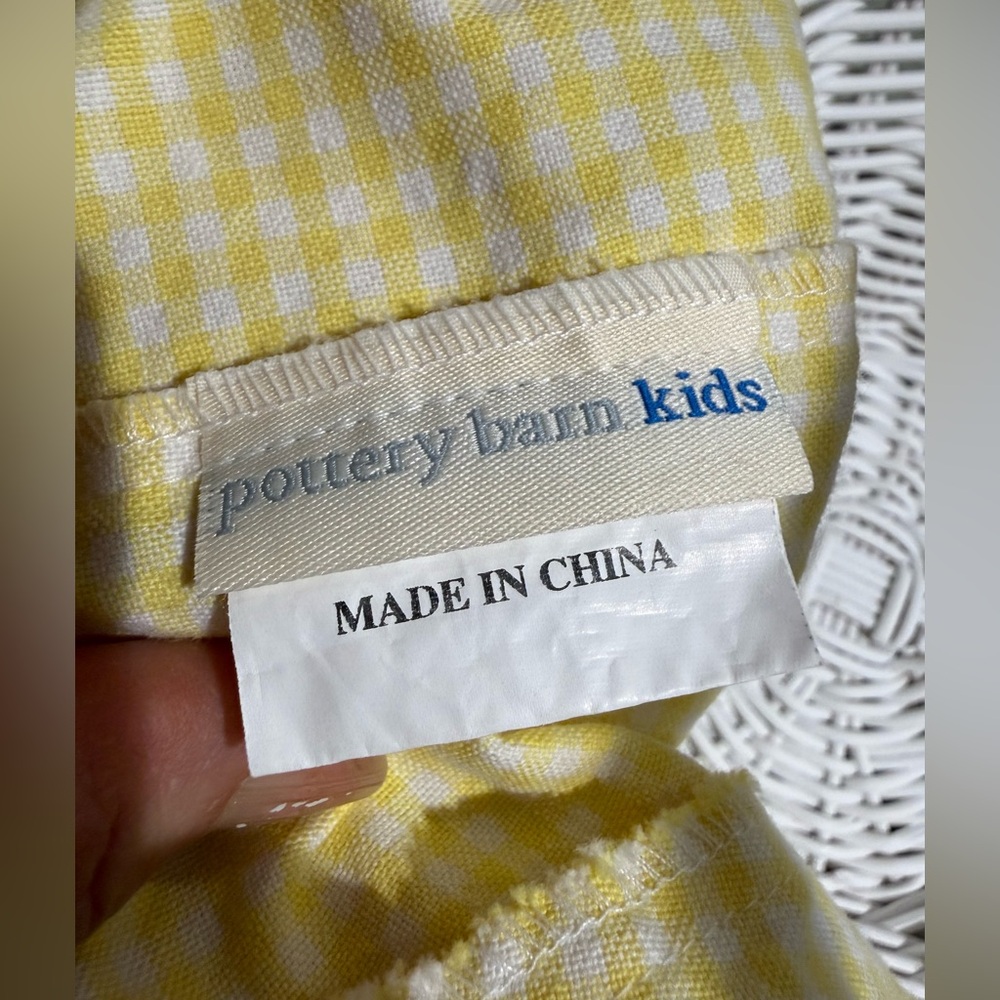 Pottery Barn Kids White basket with yellow Gingham Liner NO NAME - Picture 6 of 6